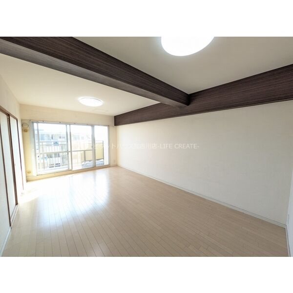 藤和東加古川ハイタウンＤ棟 リビング