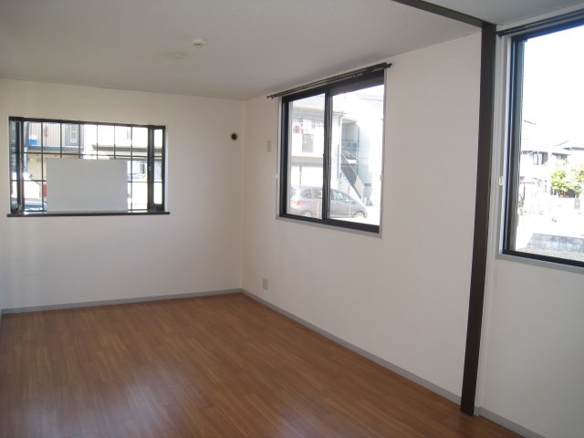 ハイツ・コンフォートII リビング