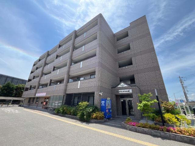 外観写真（昼）