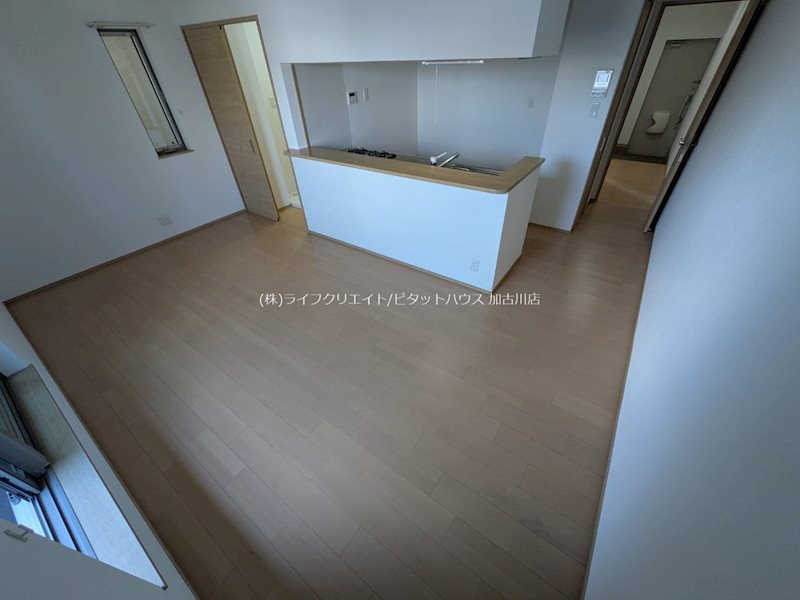 エレアージュ宝殿駅前Ⅱ リビング