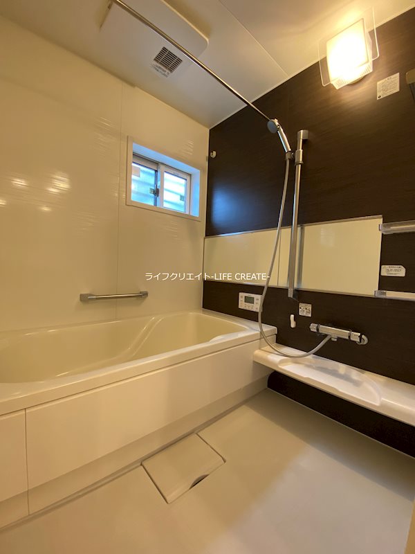 キューブ 風呂画像