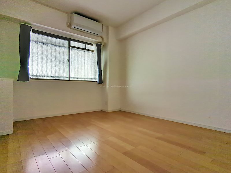 さんようレジデンス ベッドルーム