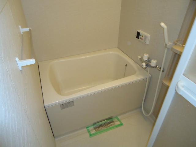 グレイスヴィラ 風呂画像