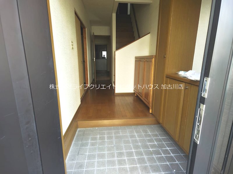 野口町二屋戸建 玄関