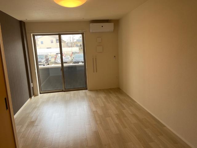 ファラリータ・ノエル その他6