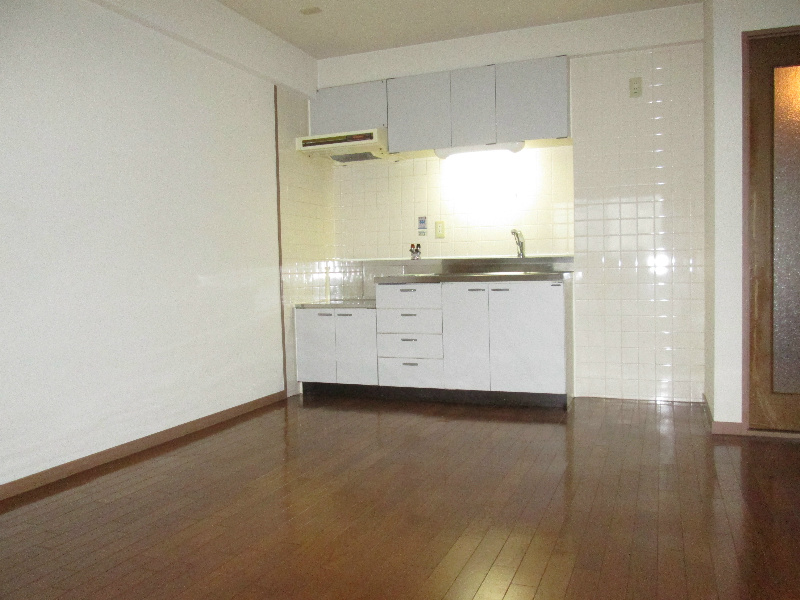 エンジェル尾上 リビング