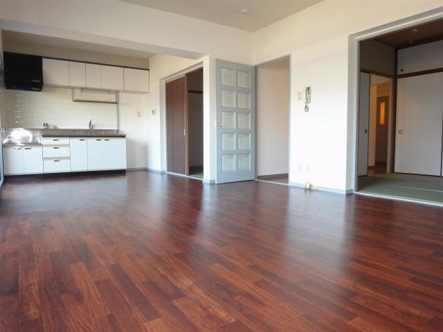 メゾン・ル・シェール リビング