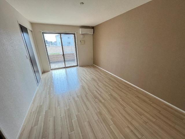 シェ・ルート２５０ リビング