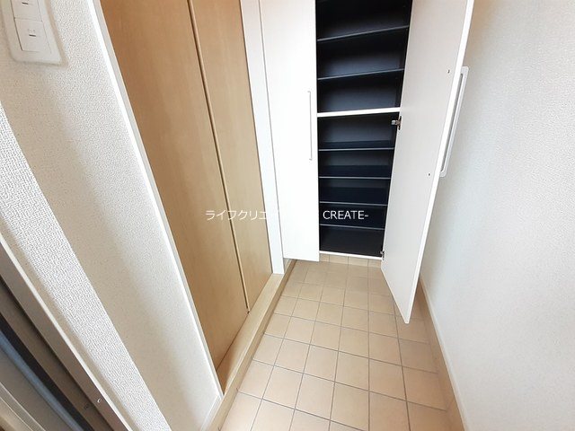 ラ　グラン　ヴィーダ　小野Ⅰ 玄関