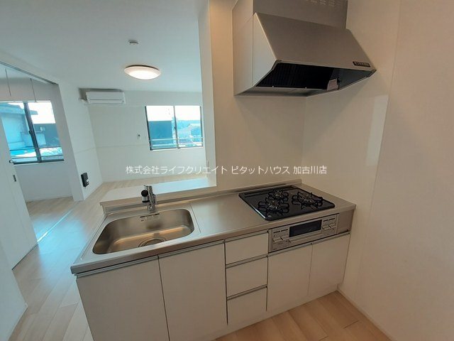 ブリック　フェアリーⅢ キッチン