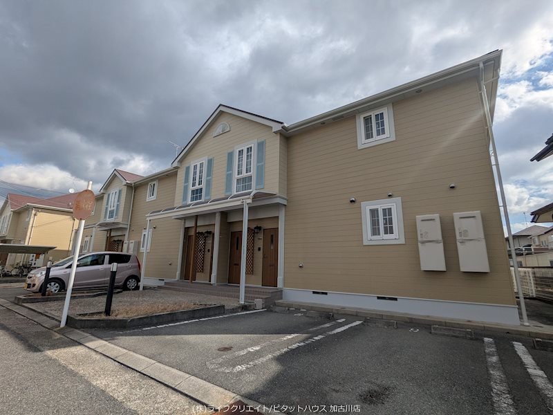 トゥー・ル・モンドＳ　Ｂ棟 201号室 外観