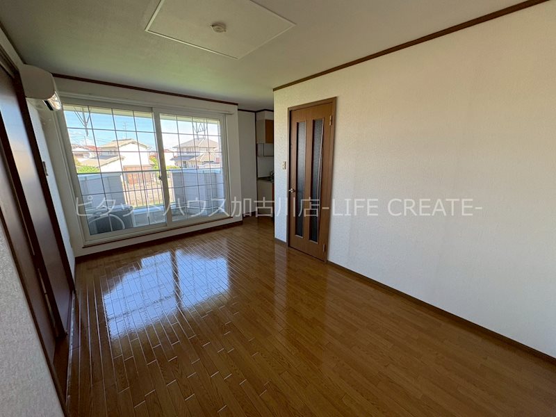 トゥー・ル・モンドＳ　Ｂ棟 リビング