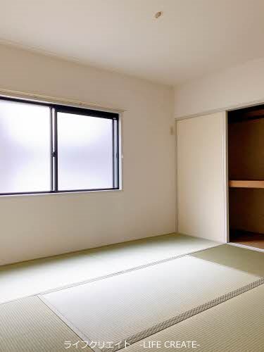 ヴィラ　シャンピニヨンⅡＤ ベッドルーム