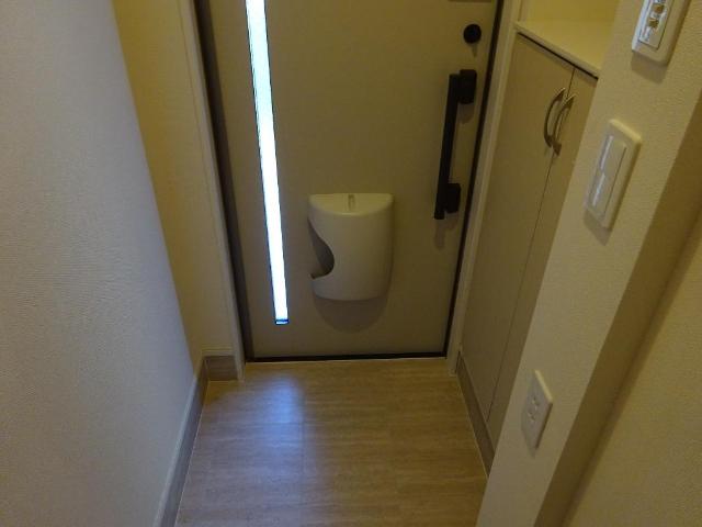 アルモ　ディモーラ 玄関