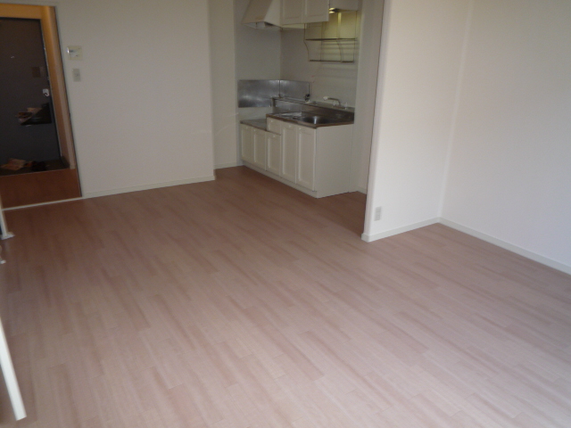 コージィコート西 玄関