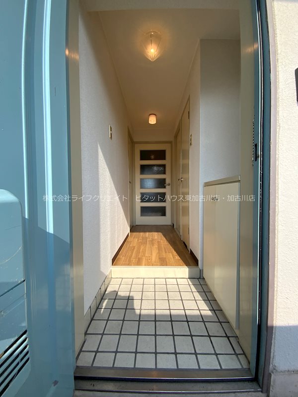 ロイヤルコーポ加古川 玄関