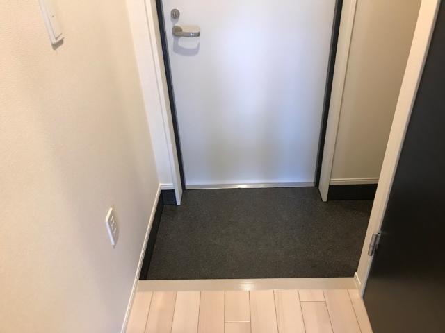 シャインコート緑丘 玄関