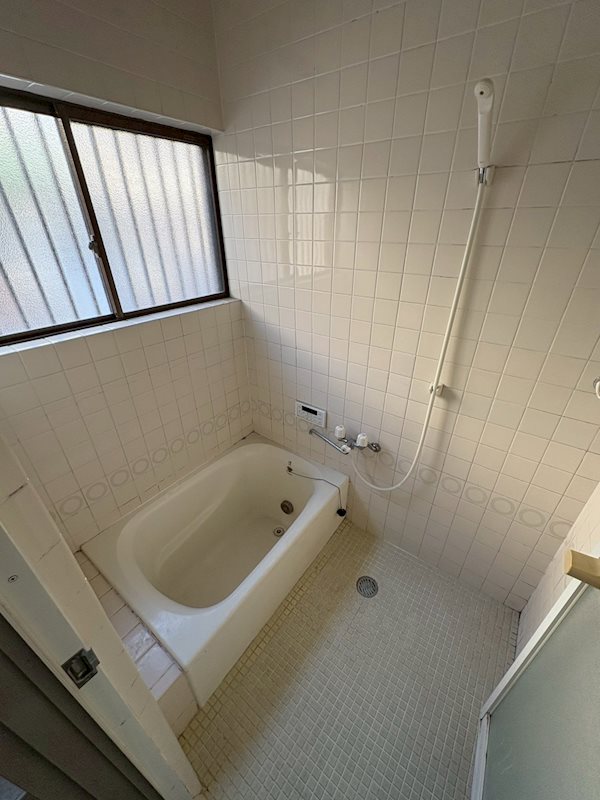 新野辺北町　戸建て 風呂画像