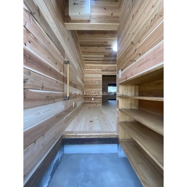 ハイツコウエイ 玄関