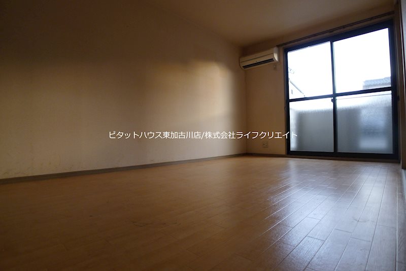 エルパセオⅢ リビング