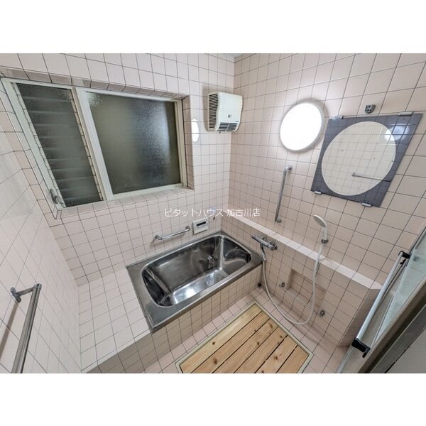 新神野タウンハウスＢ 風呂画像