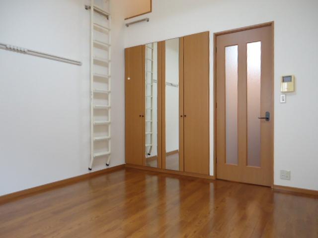 パルティール ベッドルーム