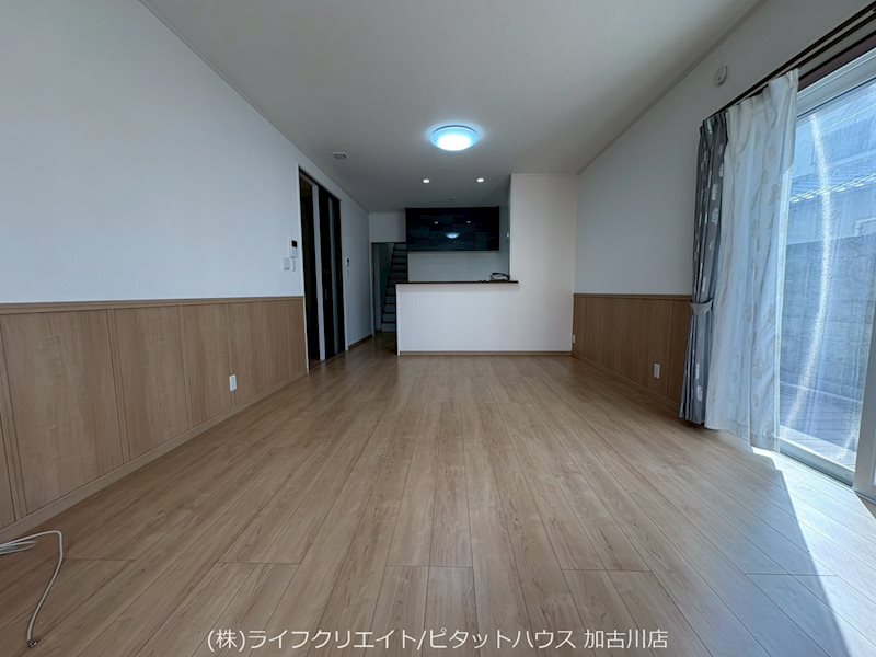 加古川町本町貸家 リビング