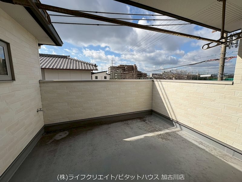 加古川町本町貸家 ベランダ