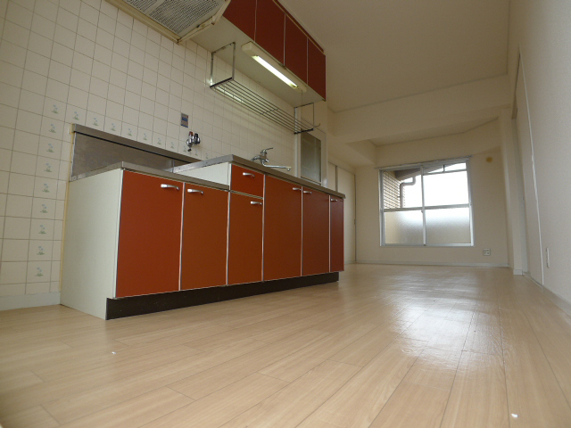 コスモハイツ東加古川 リビング