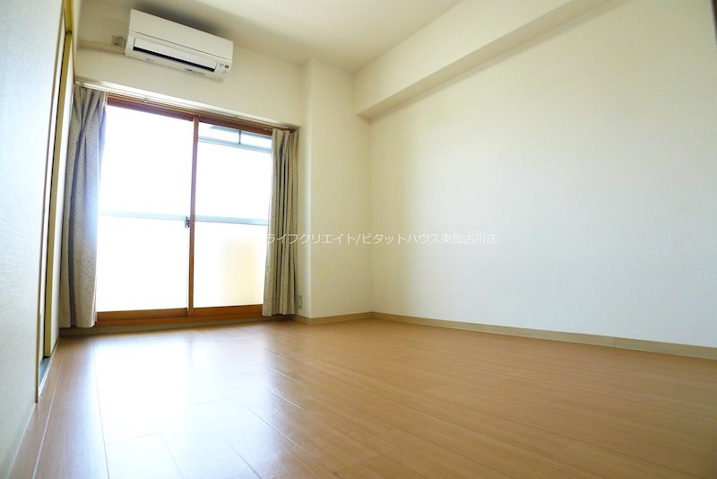 ロワイヤル森田 ベッドルーム