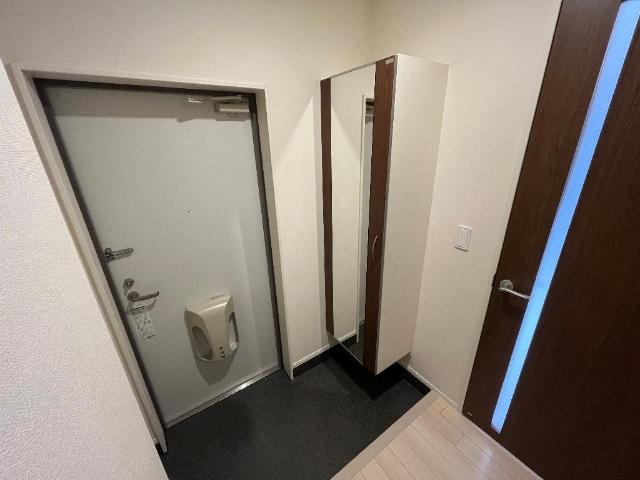 ユーストマ 玄関