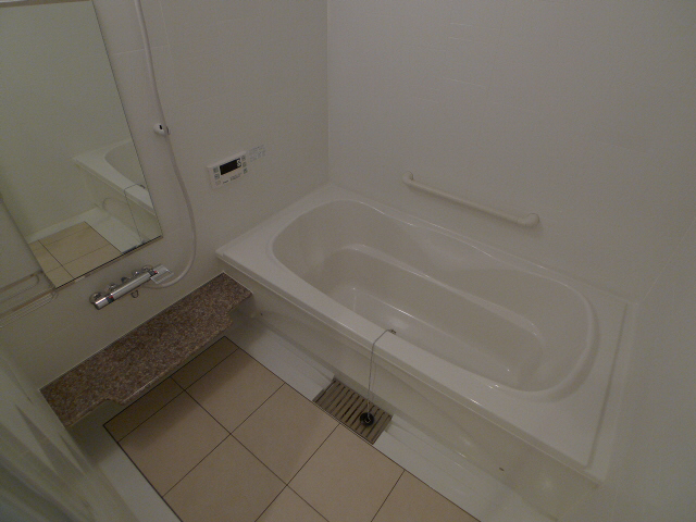 プレミアムハイツ土山 風呂画像