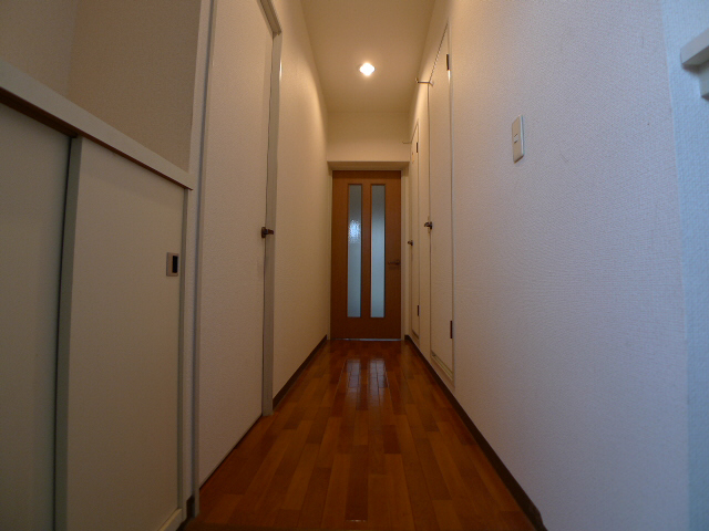 サニーハイム 玄関