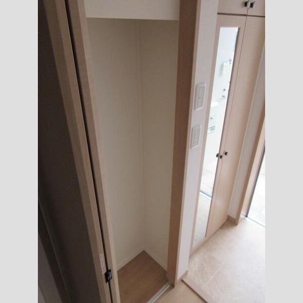 カーム　アンシャンテ 玄関