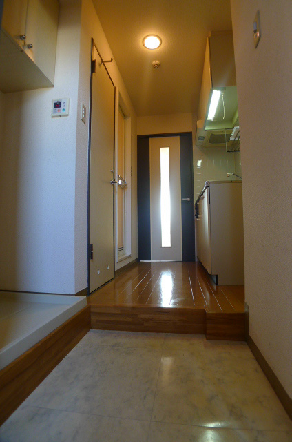 サンロード・スクエア・ショウワ 玄関