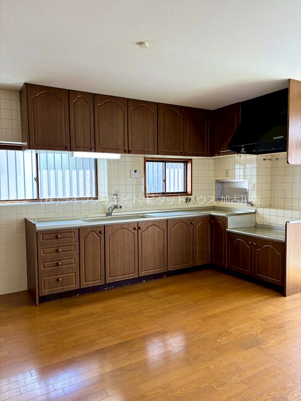 平岡町土山戸建 キッチン