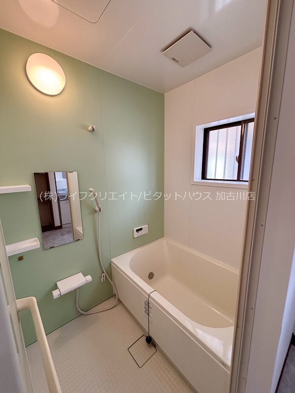 平岡町土山戸建 風呂画像