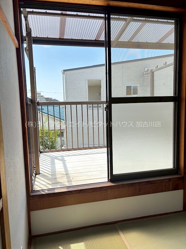 平岡町土山戸建 ベランダ