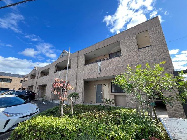 外観写真（昼）