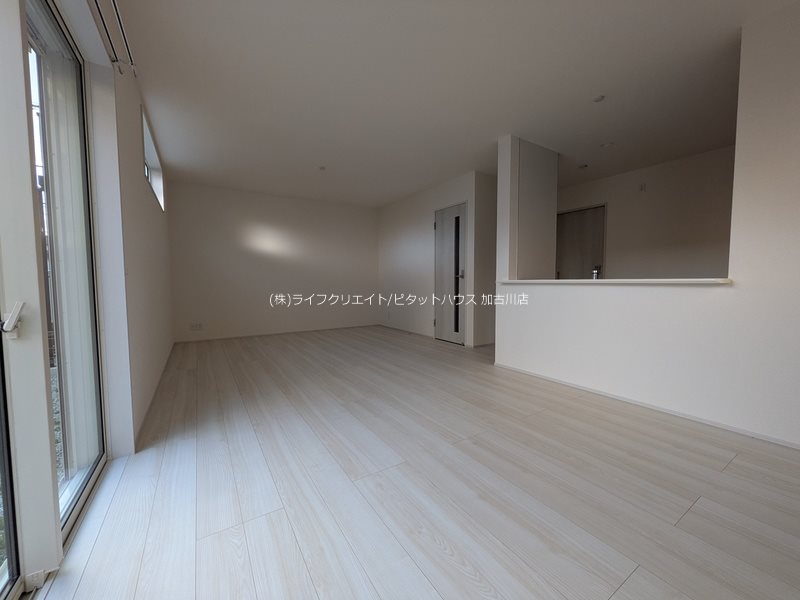 加古川市野口町長砂・戸建 リビング