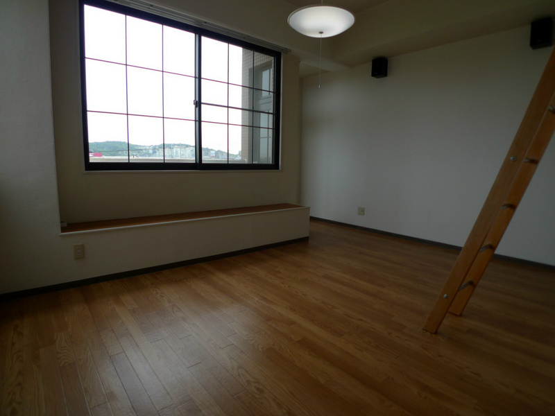 宝殿ヤングパレス2 リビング