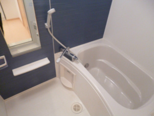 グランシャルムA 風呂画像