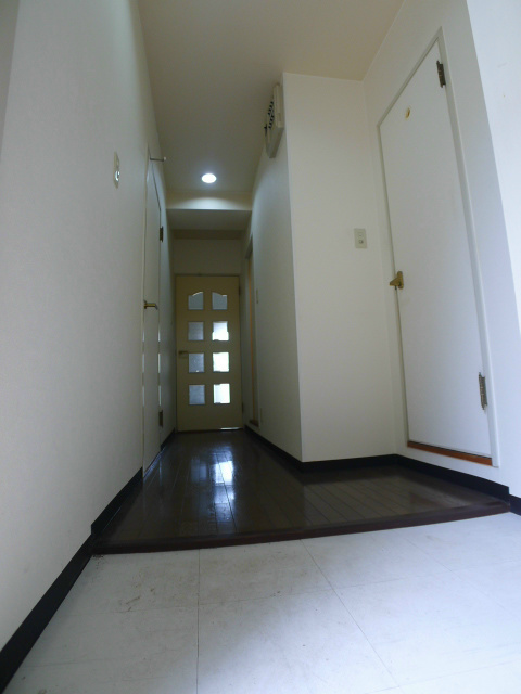 ヴィーブル新在家 玄関