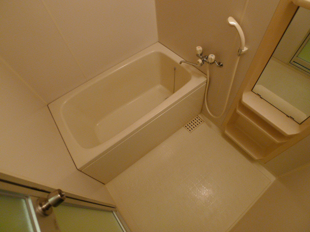 ヴィーブル新在家 風呂画像