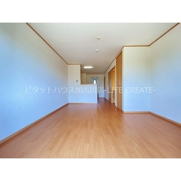 サンフローラ池田 リビング