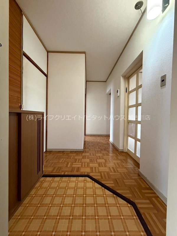 オリーブハイツ土山　4号棟 玄関