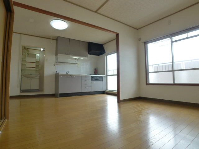 オリーブハイツ土山　4号棟 リビング