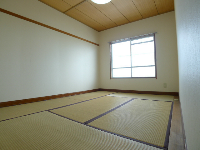 オリーブハイツ土山　4号棟 ベッドルーム