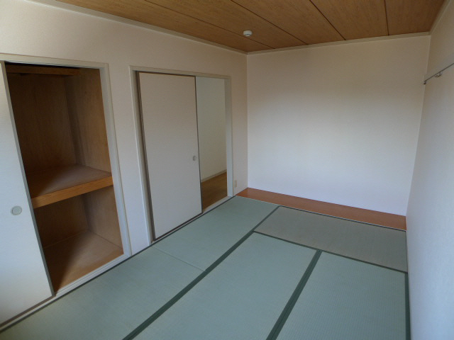 中津ハイツＢ ベッドルーム