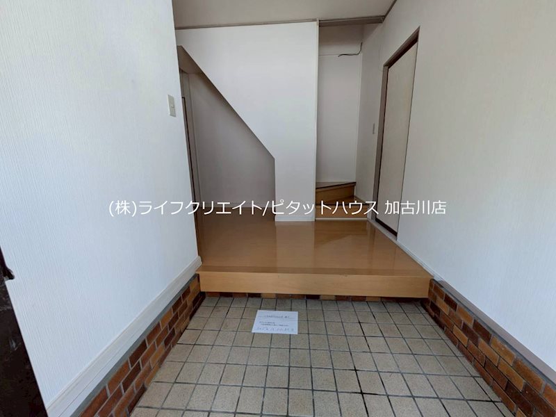 高砂市松陽　戸建て 玄関